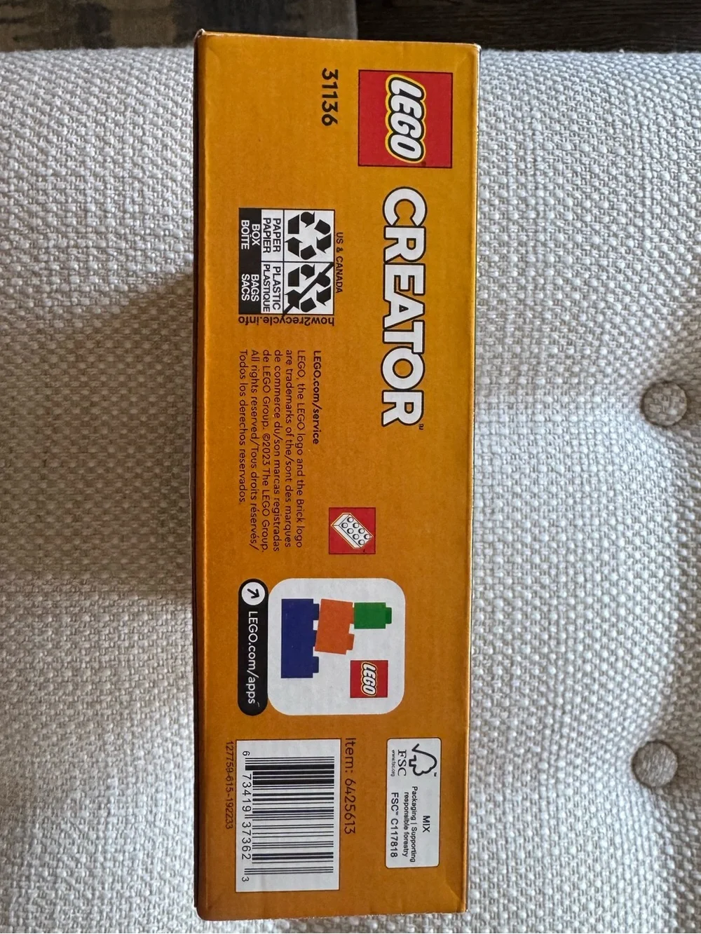 LEGO 3-in-1 Exotic Parrot set